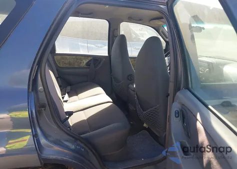 2001 Ford Escape Xlt z USA, uszkodzony, nr VIN 1FMYU03191KE57497